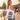 Person mit Cologne-Pride-Jutebeutel am Rheinboulevard vor Dom und Hohenzollernbruecke