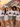 Fuenf Frauen in Liebe gewinnt Retro Regenbogen Shirts vor Positano