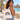 Love is Love JGA Turnbeutel Weiss getragen am Strand